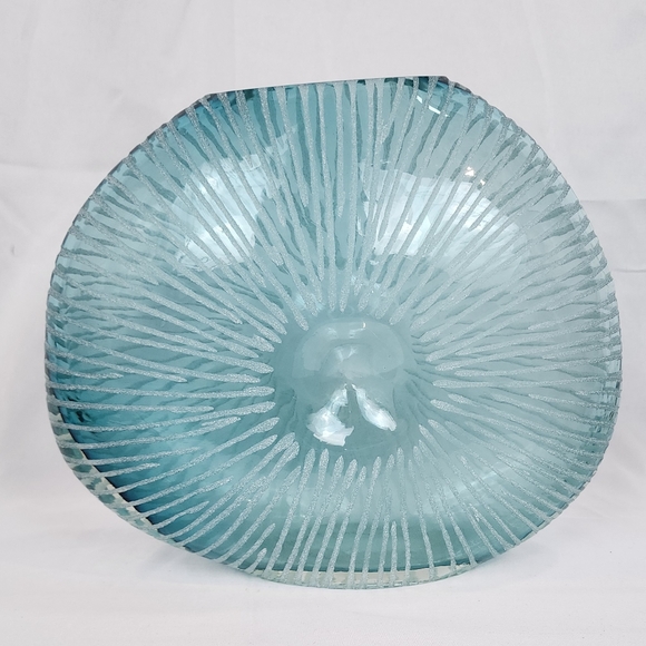 Unique blue asymmetrical sunburst vase - Picture 3 of 9